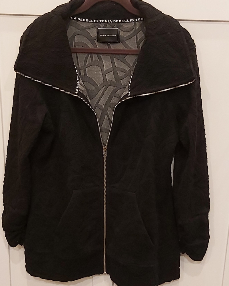 Tonia Debellis Coat